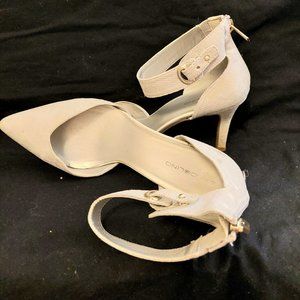 Bandolino Grey Suede Ankle Strap Pointed Toe Heels